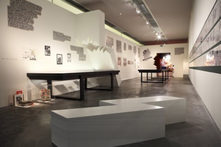 KIÁLLÍTÁS-BELSŐ TÉR